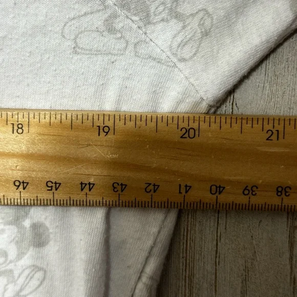 Disney Mickey Mouse Tee Shirt‎ Medium - Picture 6 of 6